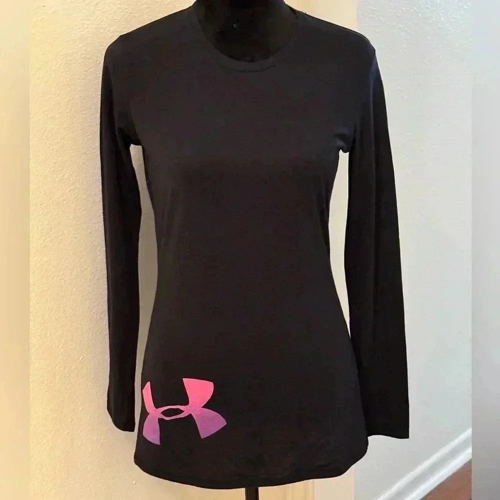 Under Armour Semi Fitted Long Sleeve Heat Gear    Shirt